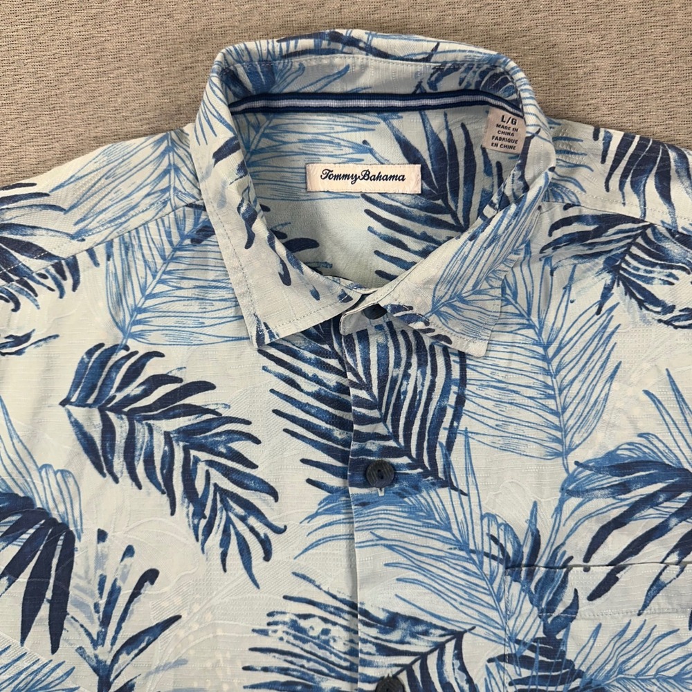 Tommy Bahama Shirt Mens Large Blue Silk Blend Hawaiian Floral Camp Coolmax